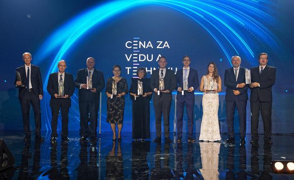 ocenení vedci a&nbsp;vedkyne